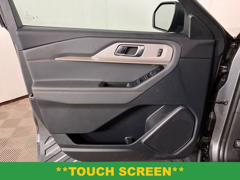 New 2026 Ford Explorer Active image 22