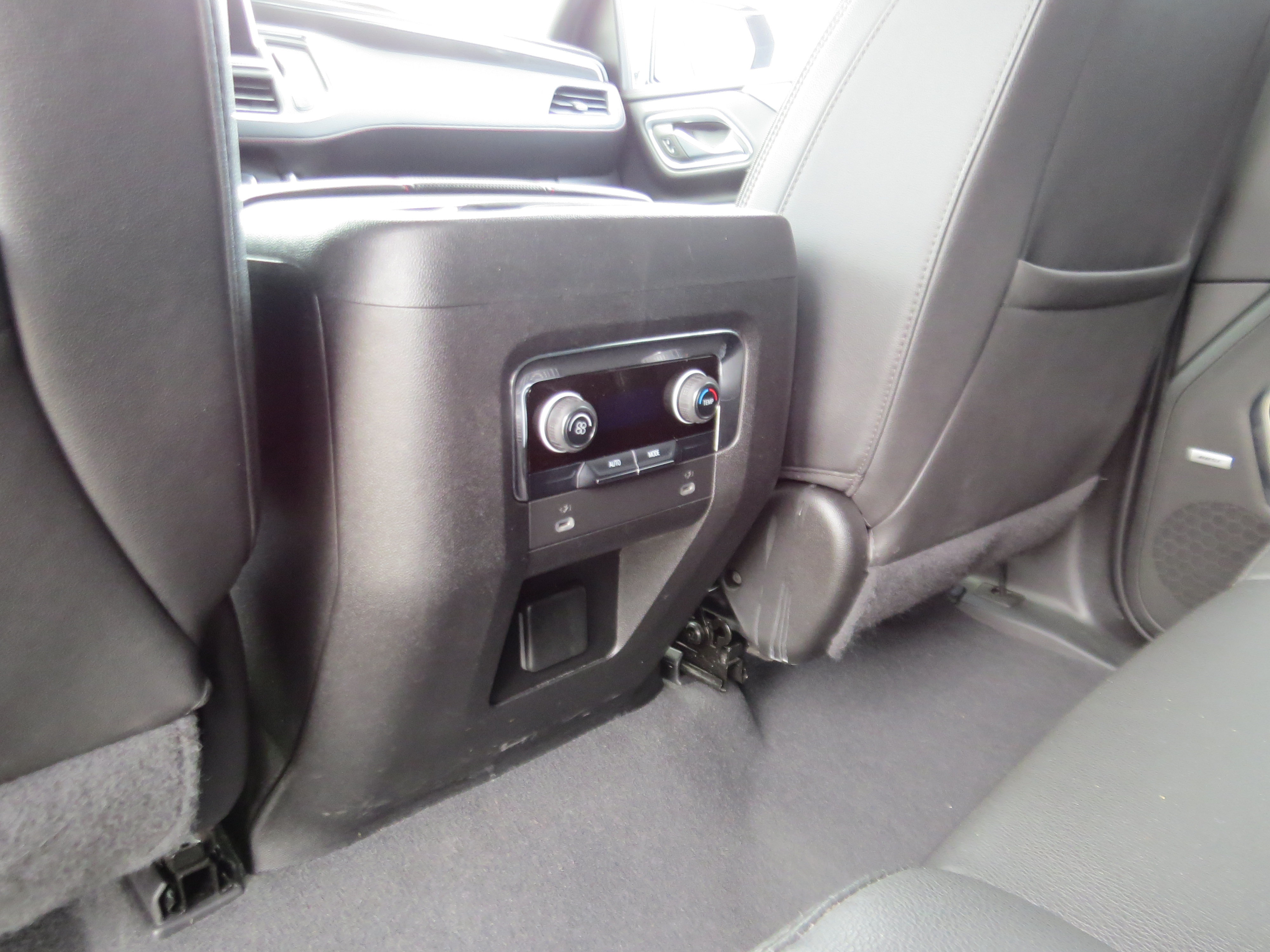 Used 2023 Chevrolet Tahoe RST AWD/4WD image 19