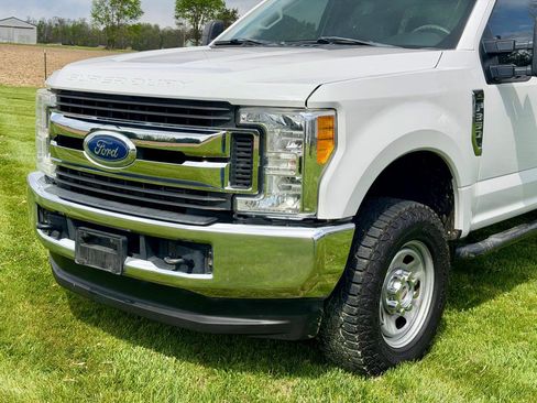 Used 2018 Ford F350 XL w/ Power Equipment Group AWD/4WD image 10