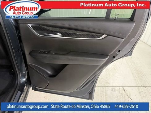 Used 2020 Cadillac XT6 Premium Luxury image 36