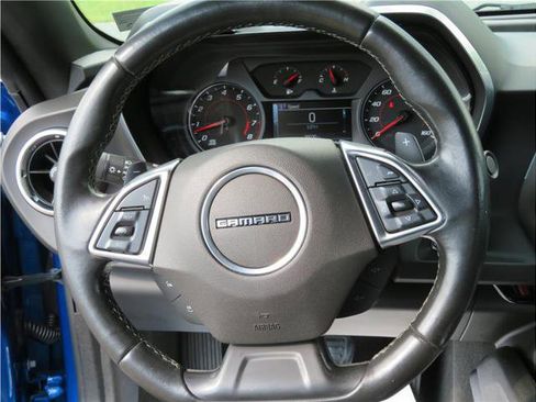 Used 2016 Chevrolet Camaro LT w/ RS Package image 9