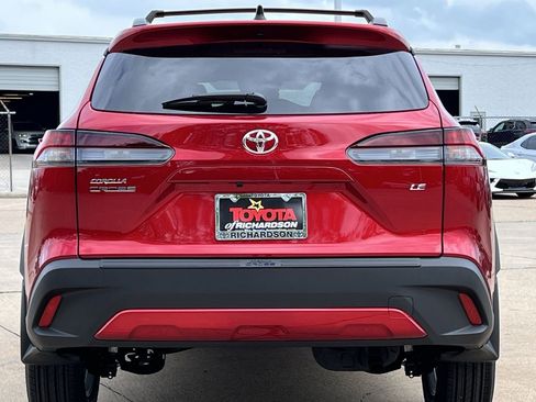 New 2026 Toyota Corolla Cross LE FWD image 5