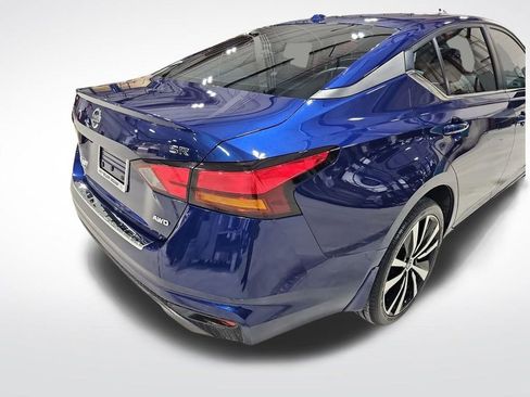 Used 2022 Nissan Altima 2.5 SR image 12