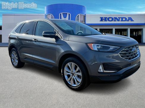 Used 2023 Ford Edge Titanium image 9