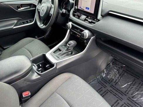 Used 2023 Toyota RAV4 XLE image 16