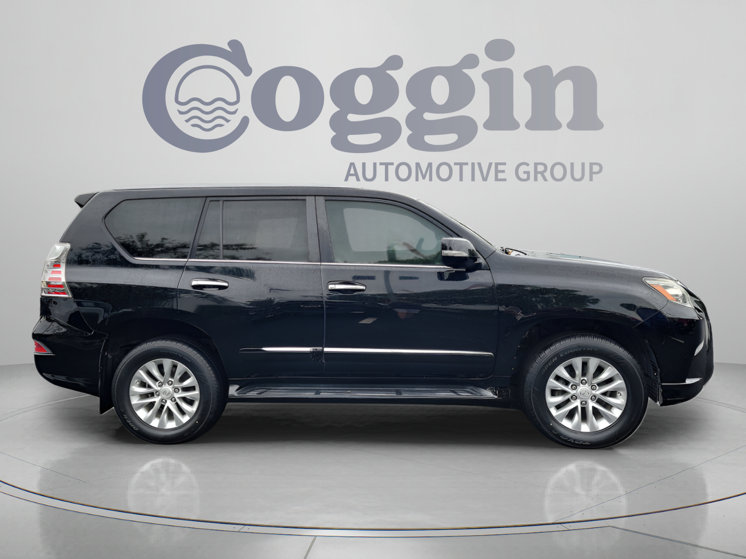 Used 2017 Lexus GX 460 Premium w/ Premium Package AWD/4WD image 4