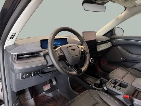 Certified 2025 Ford Mustang Mach-E Premium AWD/4WD image 14