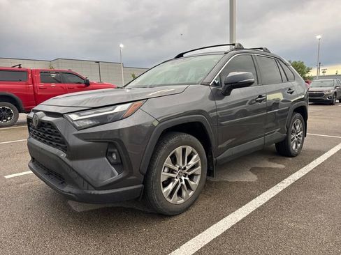 Used 2023 Toyota RAV4 XLE Premium image 1