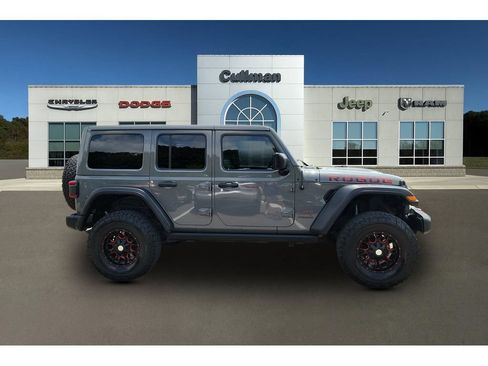 Used 2019 Jeep Wrangler Unlimited Rubicon AWD/4WD image 2