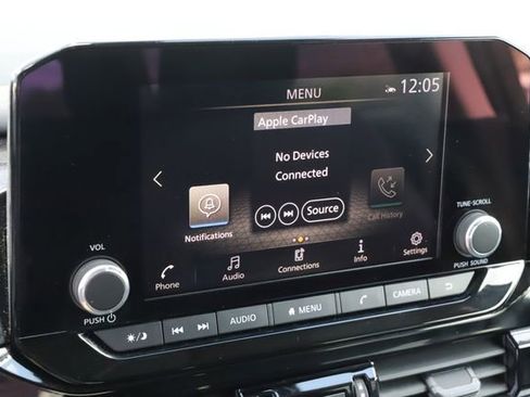 Used 2025 Nissan Pathfinder SV AWD/4WD image 31