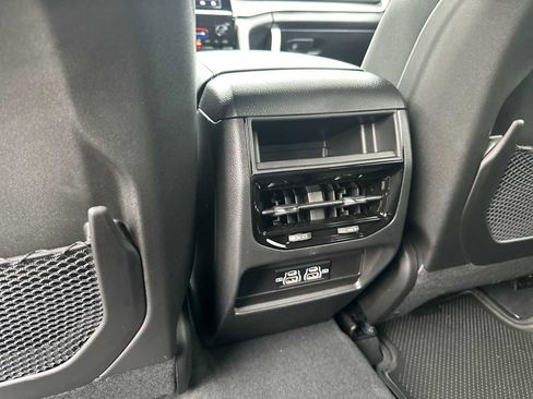 New 2025 Jeep Grand Cherokee Laredo image 20