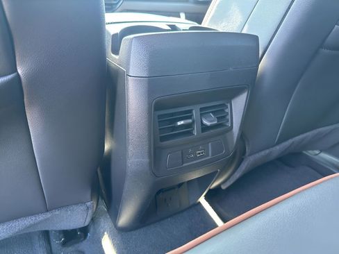 New 2026 GMC Canyon AT4 w/ AT4 Premium Package AWD/4WD image 25