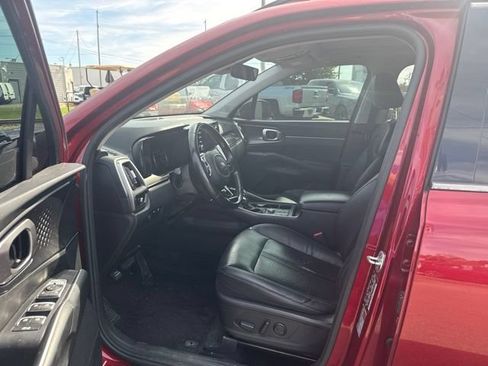 Used 2021 Kia Sorento S w/ Panoramic Sunroof Package FWD image 10