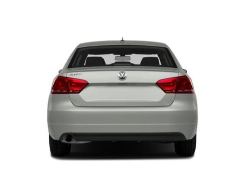 Used 2015 Volkswagen Passat 1.8T Limited Edition FWD image 5