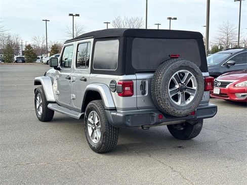 Used 2019 Jeep Wrangler Unlimited Sahara image 4