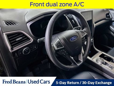 Certified 2022 Ford Edge SEL w/ Sport Appearance Package AWD/4WD image 12