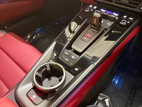 Certified 2025 Porsche 911 Carrera GTS RWD image 33