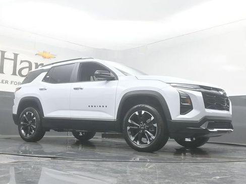 New 2026 Chevrolet Equinox RS w/ LPO, Floor Liner Package FWD image 2