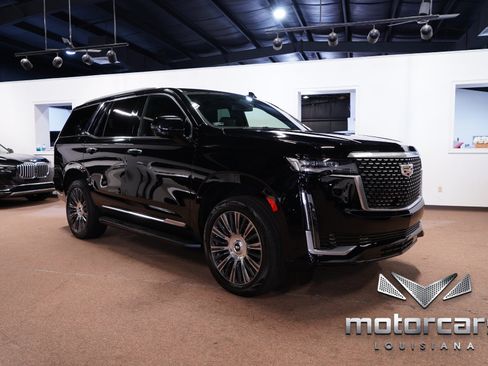 Used 2022 Cadillac Escalade Luxury RWD image 9