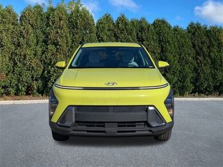 Certified 2025 Hyundai Kona SEL video 2
