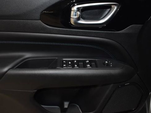 New 2026 Jeep Compass Limited image 25