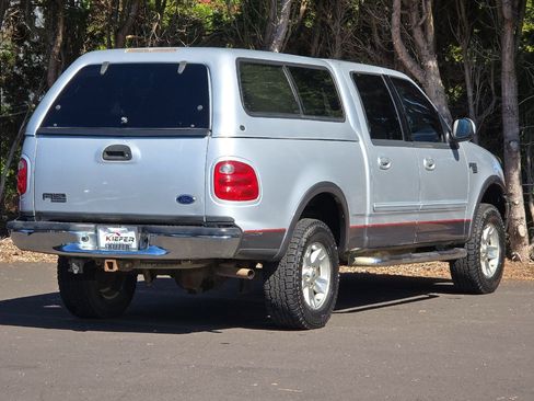 Used 2003 Ford F150 XLT image 4