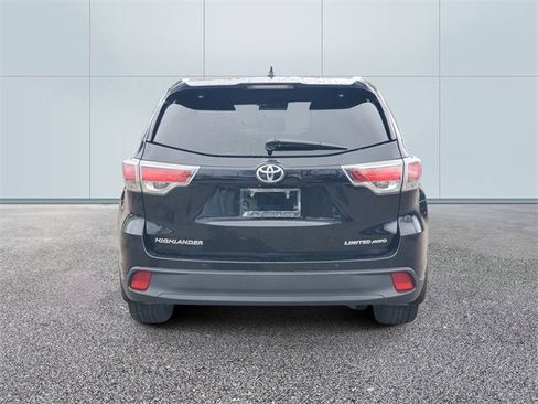 Used 2015 Toyota Highlander Limited Platinum image 5