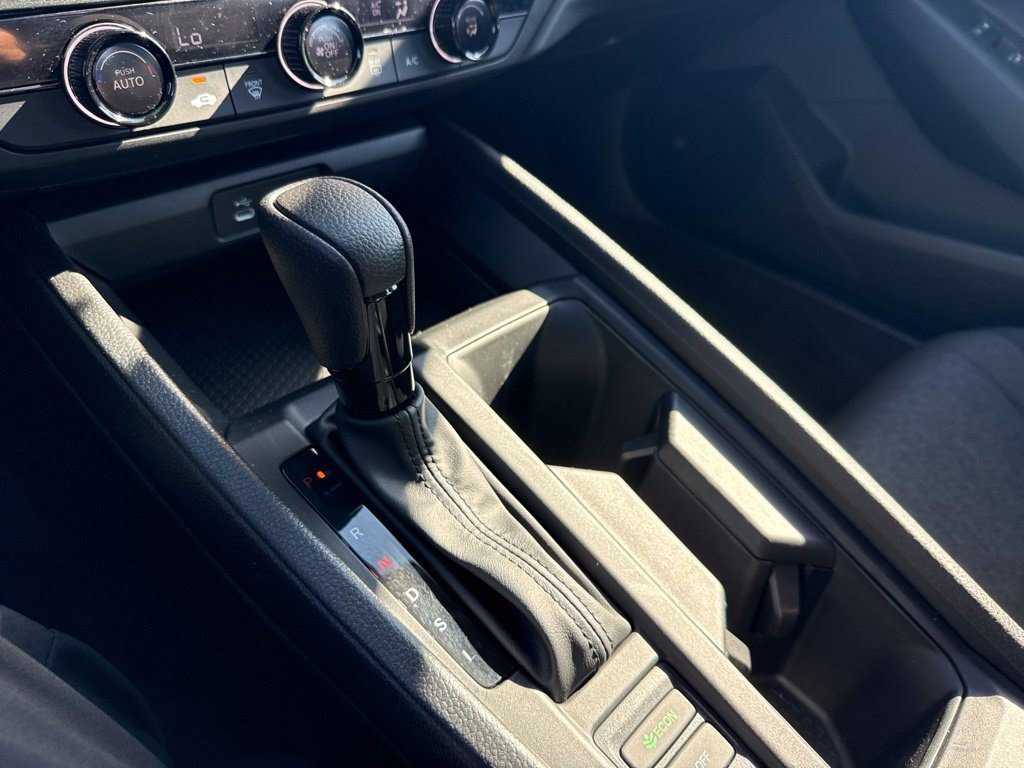 Certified 2025 Honda Accord LX image 26