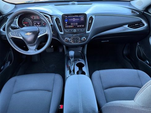 Certified 2024 Chevrolet Malibu LT image 12