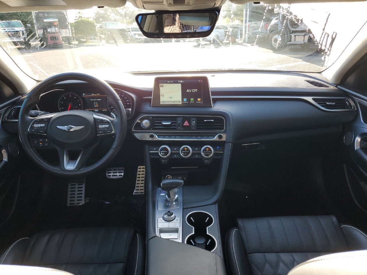 Used 2020 Genesis G70 3.3T w/ Prestige Package RWD image 12