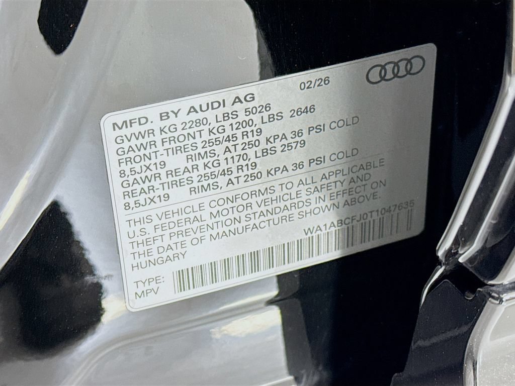 Used 2026 Audi Q3 quattro 2.0T w/ Driver Assistance Package AWD/4WD image 34