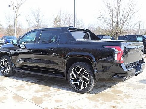 New 2024 Chevrolet Silverado EV RST image 5