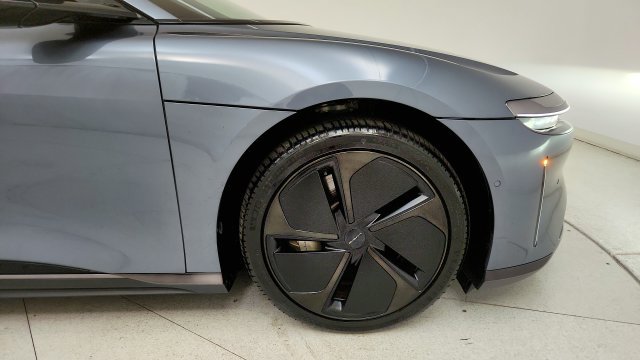 Used 2024 Lucid Air Touring AWD/4WD image 21
