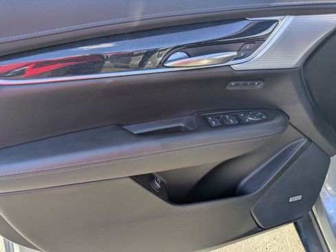 Used 2024 Cadillac XT5 Premium Luxury image 15