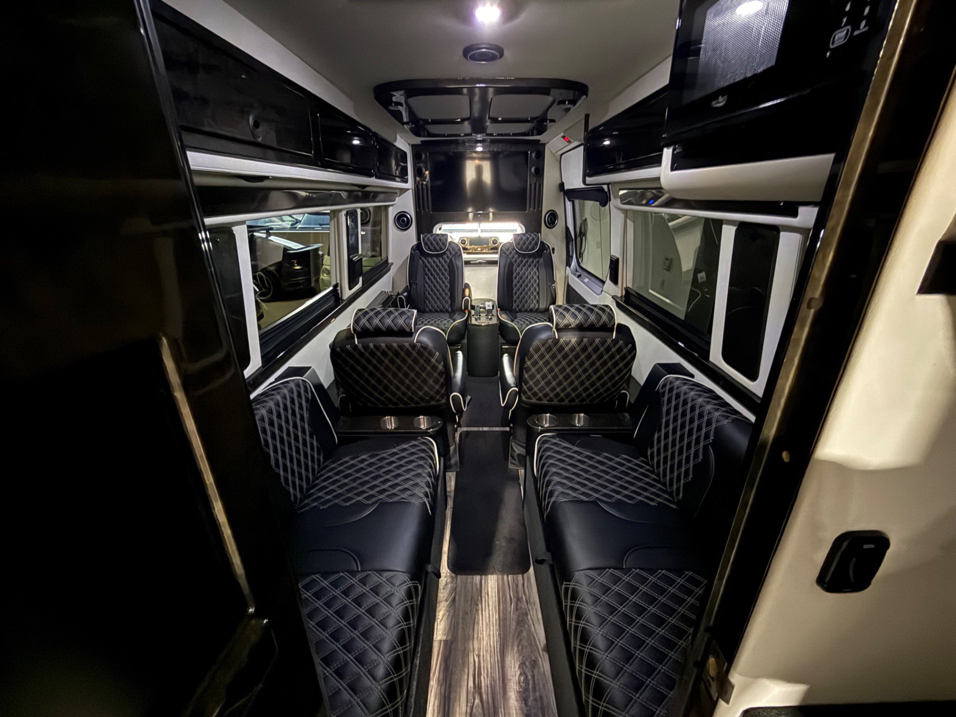Used 2019 Mercedes-Benz Sprinter 4x4 170 image 17