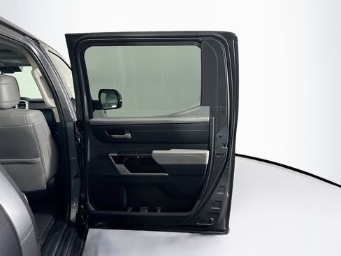 Used 2023 Toyota Tundra Limited image 32