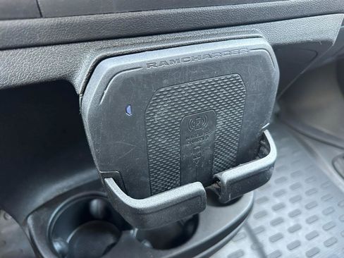 Used 2023 RAM ProMaster 2500 w/ Premium Convenience Group (B) image 17