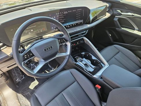 Used 2025 Audi Q5 Premium w/ Convenience Package AWD/4WD image 12