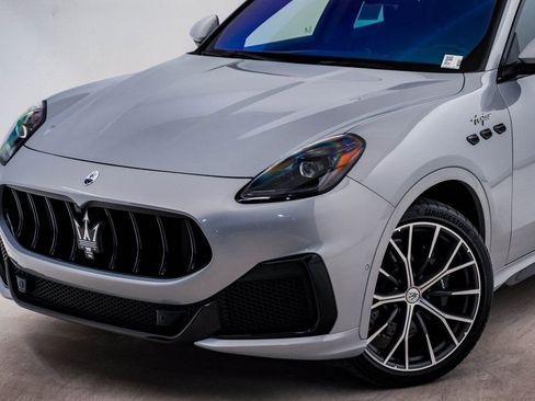 Certified 2024 Maserati Grecale Trofeo image 4