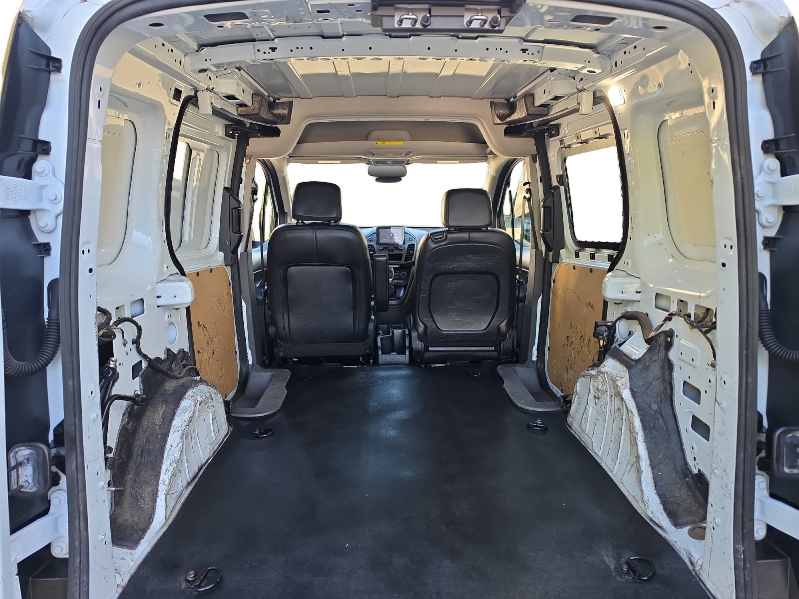 Used 2023 Ford Transit Connect XL FWD image 14