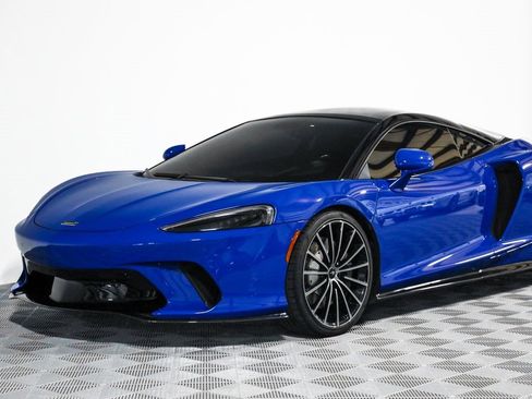 Used 2020 McLaren GT image 20