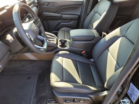 New 2026 Chevrolet Colorado Trail Boss w/ Midnight Edition image 13