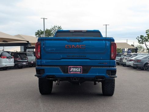 Used 2023 GMC Sierra 1500 AT4 w/ AT4 Preferred Package AWD/4WD image 6