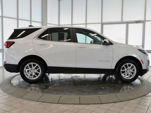 Used 2022 Chevrolet Equinox LT image 9
