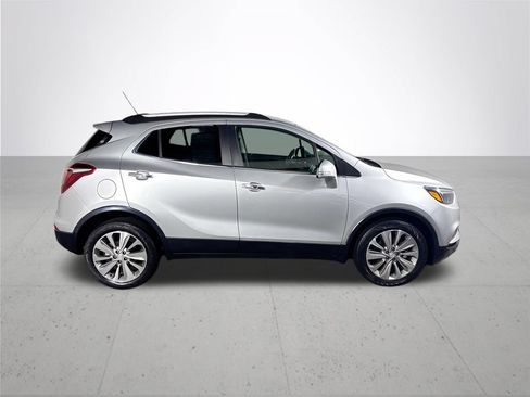 Used 2019 Buick Encore Preferred FWD image 5