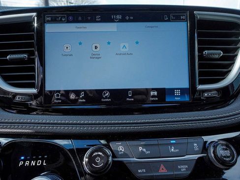 New 2026 Chrysler Pacifica Select image 18