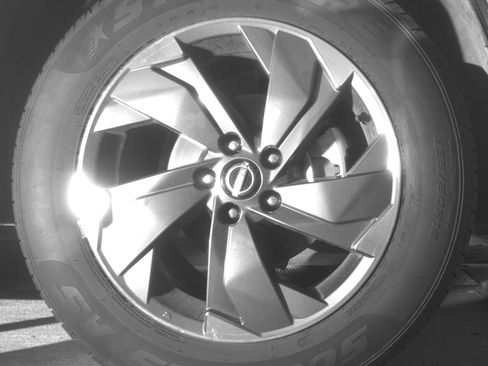 Used 2025 Nissan Rogue SV FWD image 13