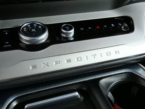 Certified 2025 Ford Expedition Max Active AWD/4WD image 24