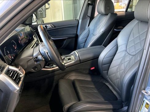Used 2026 BMW X5 xDrive40i image 3