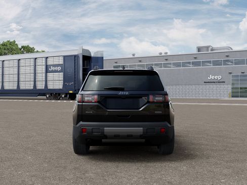 New 2026 Jeep Cherokee Overland AWD/4WD image 7